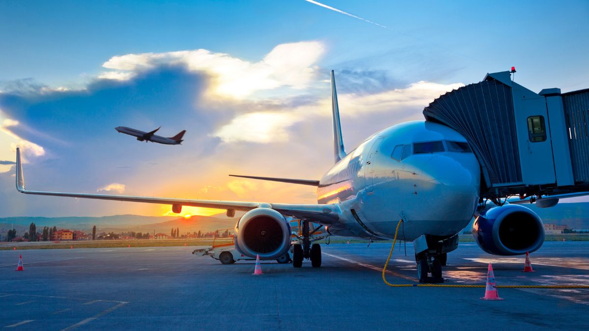 Sedena lanzará su propia aerolínea: 10 aviones arrendados y el ex avión presidencial